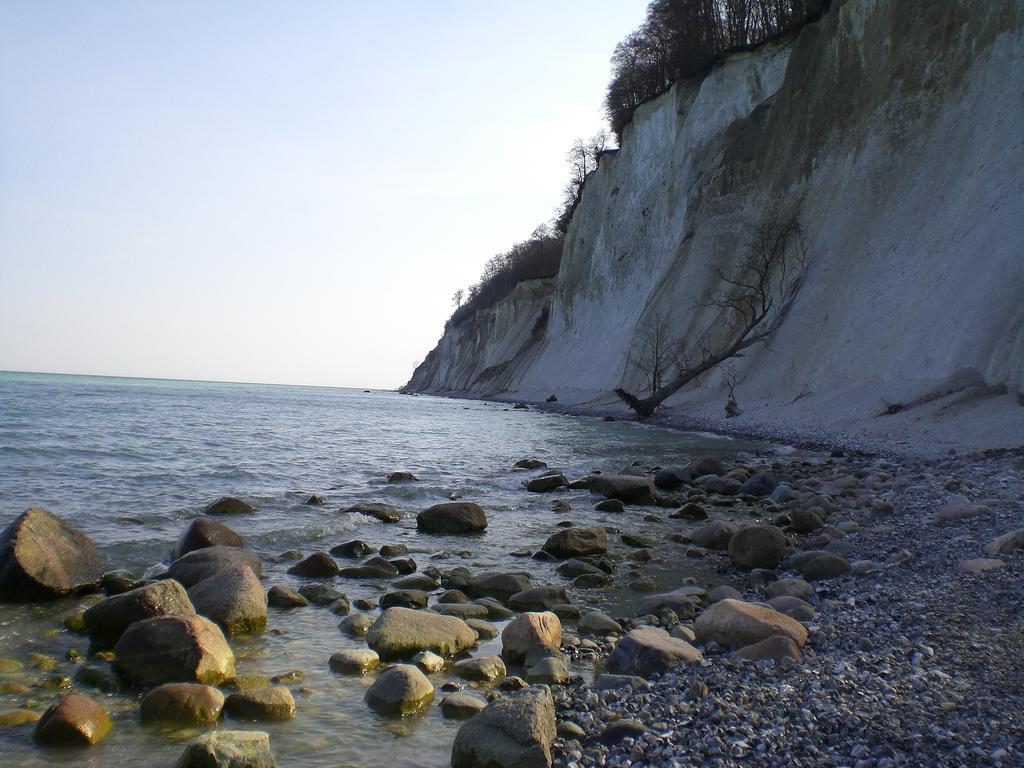Ferienwohnung In Sassnitz Ruegen Naehe Weltnaturerbe Kreidekueste Εξωτερικό φωτογραφία
